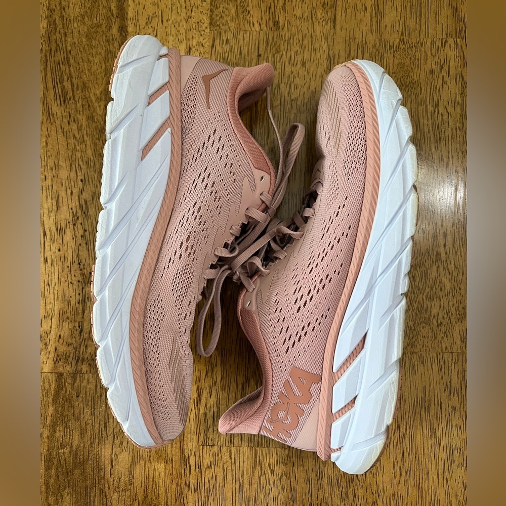 Hoka Clifton’s